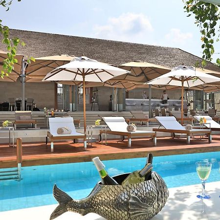 בופוט Panu Luxury Beachfront Apartments מראה חיצוני תמונה