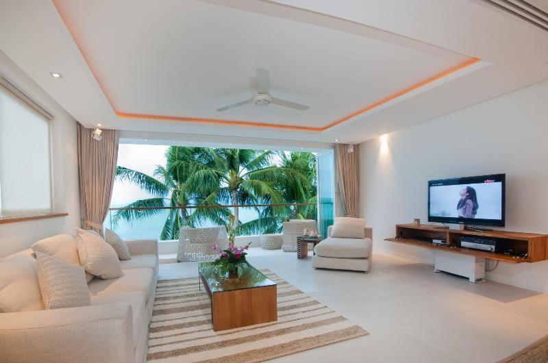 בופוט Panu Luxury Beachfront Apartments מראה חיצוני תמונה