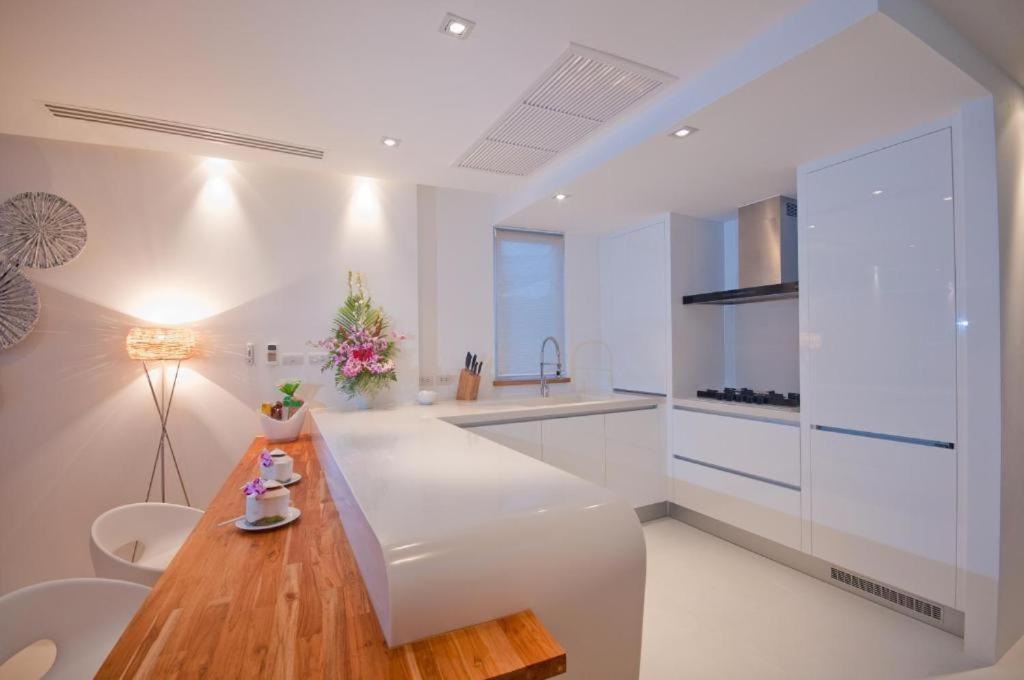 בופוט Panu Luxury Beachfront Apartments מראה חיצוני תמונה